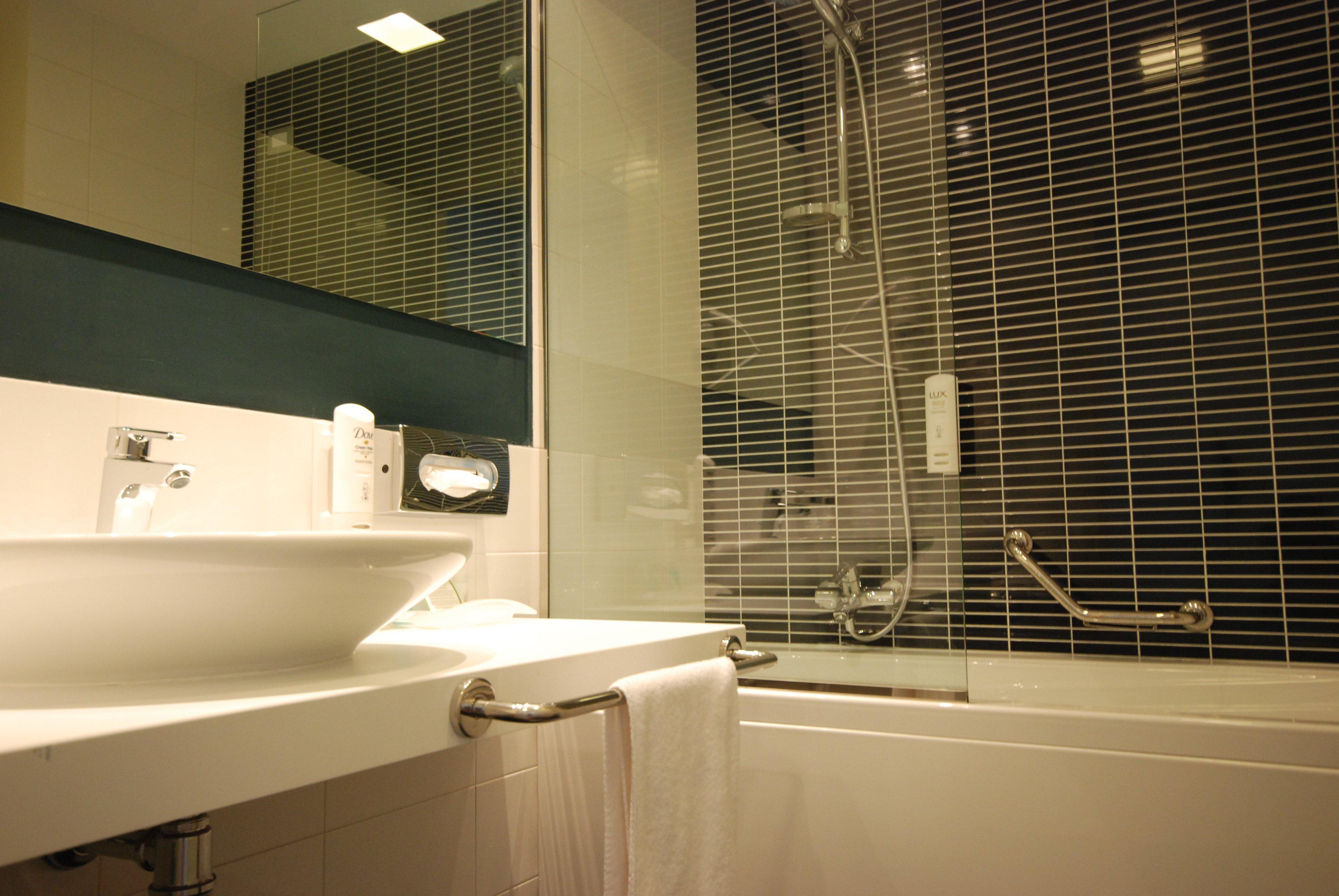 Holiday Inn Milan Nord Zara By Ihg Cinisello Balsamo Esterno foto