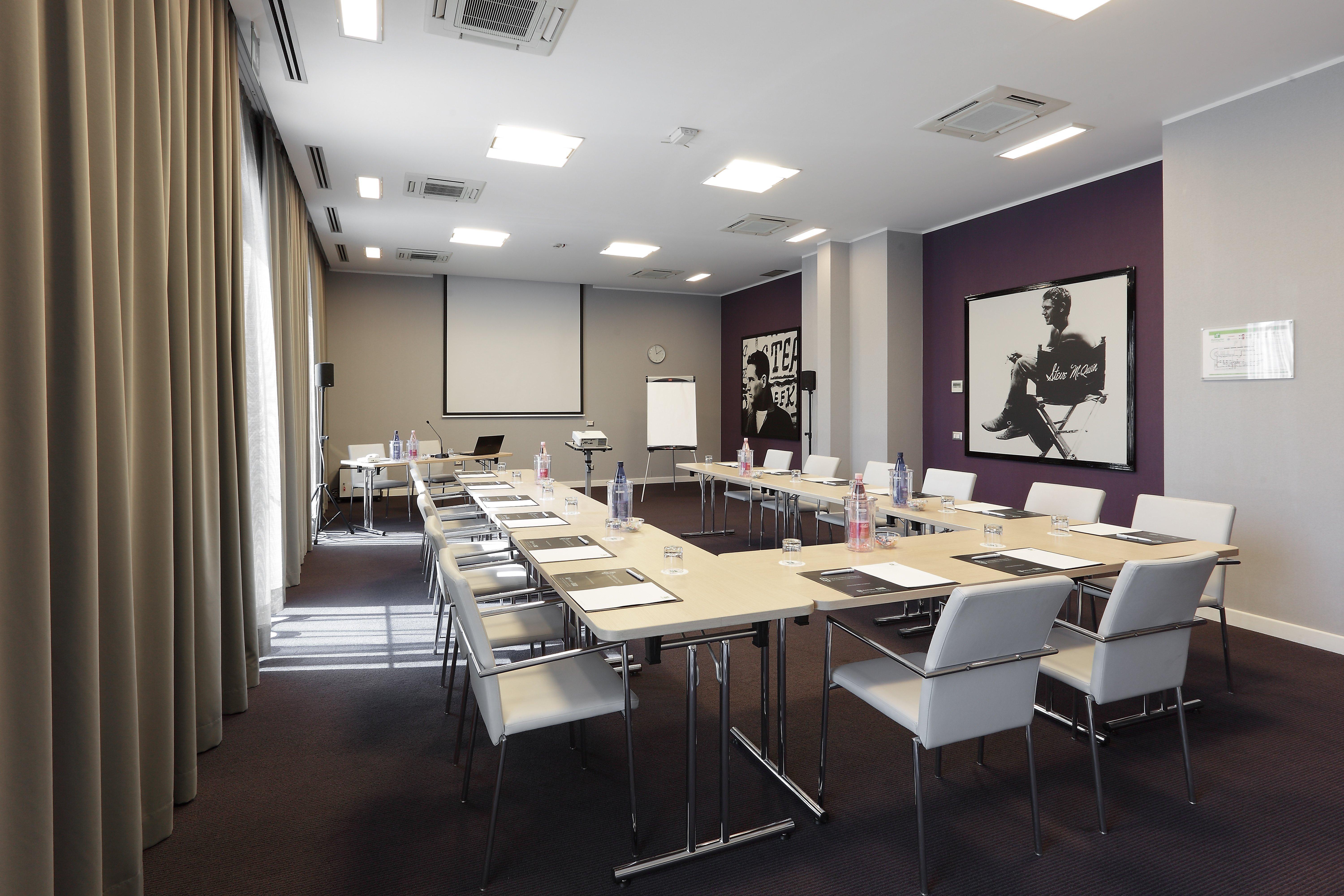 Holiday Inn Milan Nord Zara By Ihg Cinisello Balsamo Esterno foto