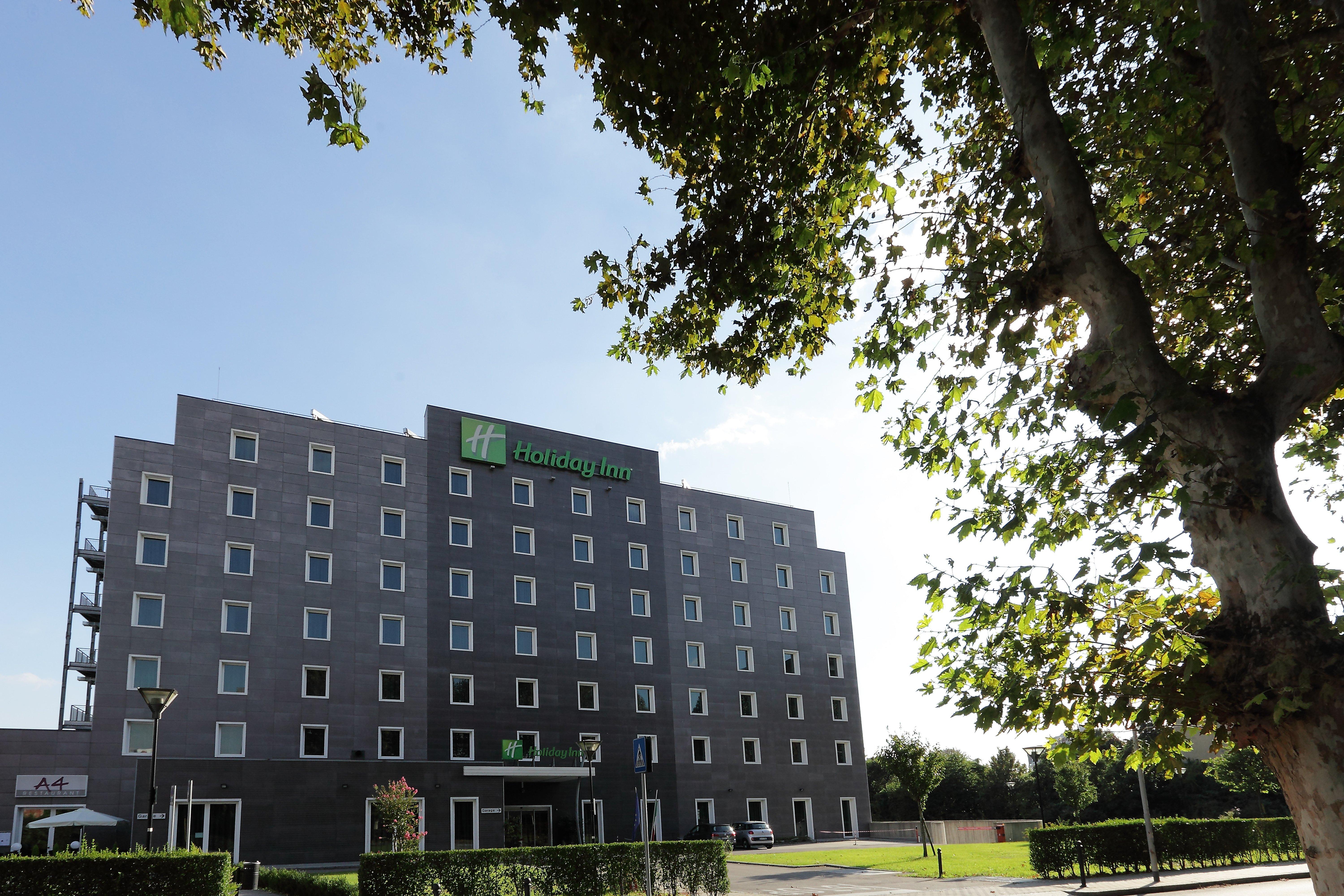 Holiday Inn Milan Nord Zara By Ihg Cinisello Balsamo Esterno foto